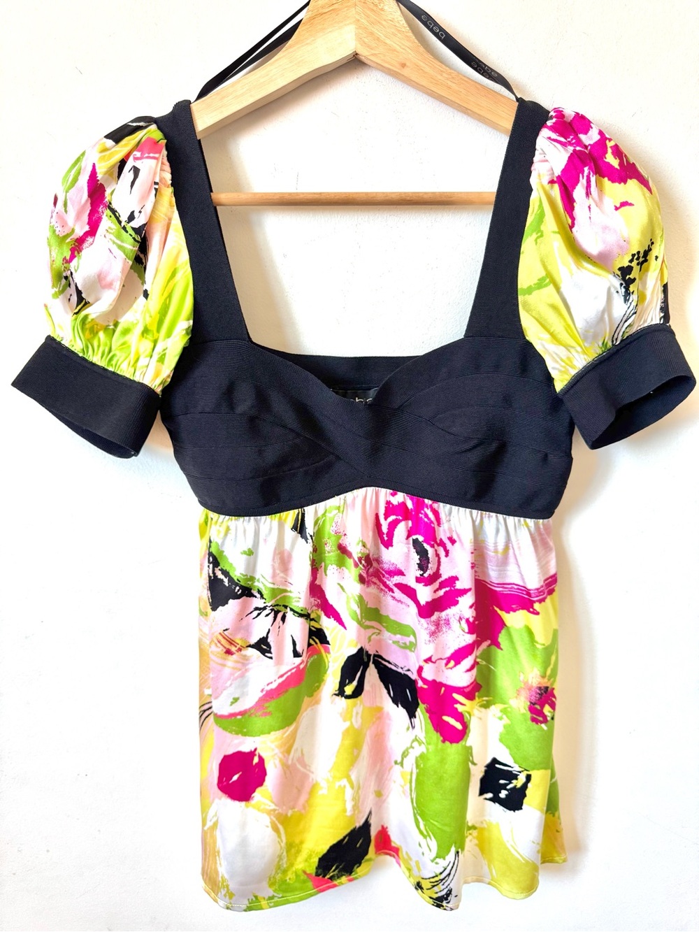 Vintage Bebe Y2K Bandage Silk Top Puff Sleeves Floral Size Medium